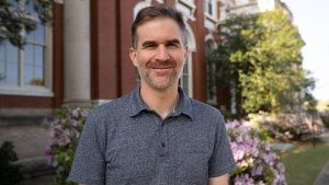 Geoff Williams - Director of New auburn Bee Center